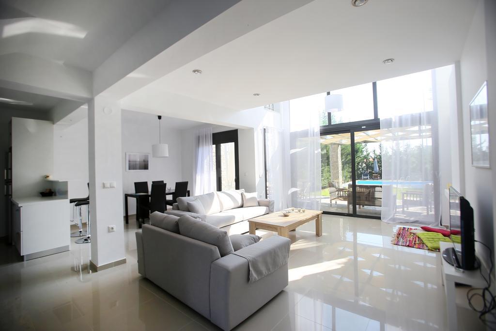 Sunny Sani Luxury Villas חדר תמונה