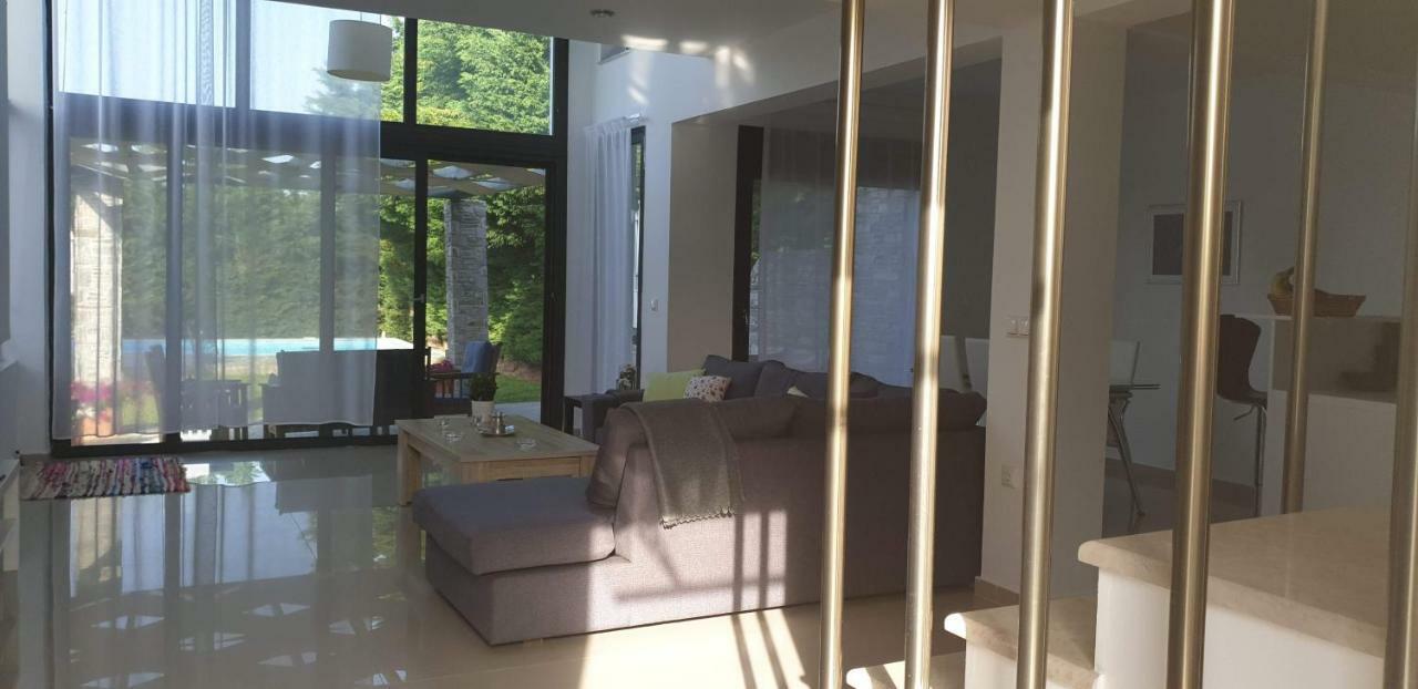 Sunny Sani Luxury Villas מראה חיצוני תמונה